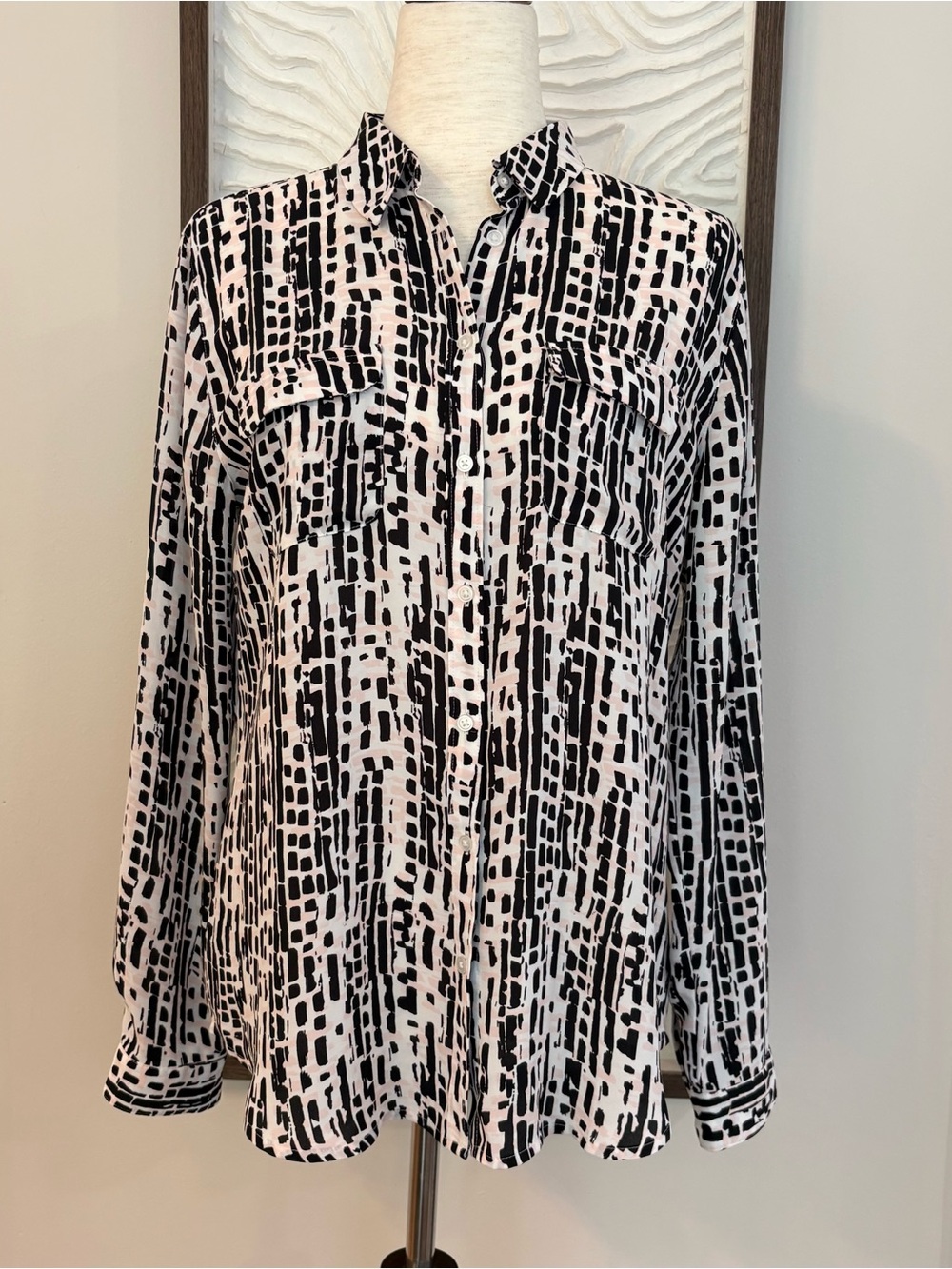 LOFT Black, White & Pink Abstract Print Button-Down Shirt
